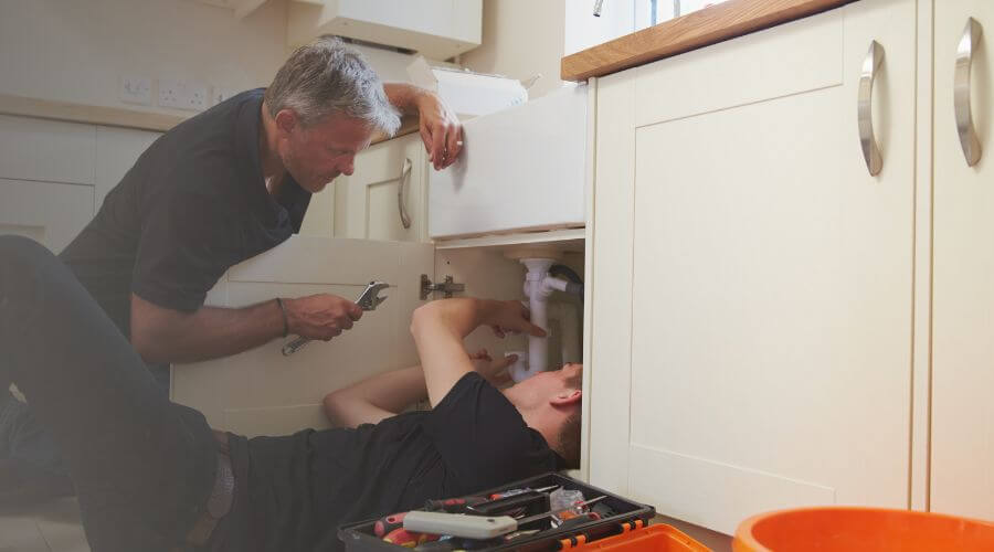 Professional burst pipe repair services in Kawkawlin, MI